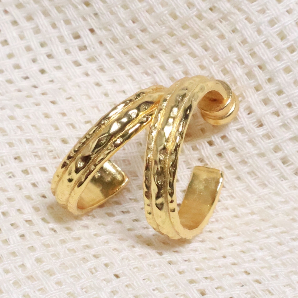 Julie Vos - Madison Gold Small Hoop Earrings